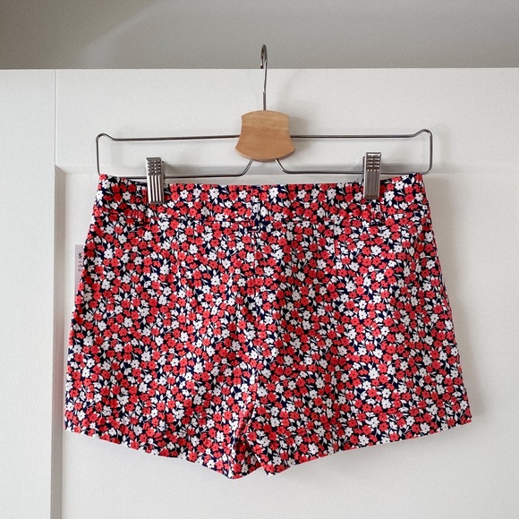 H&M red and blue floral shorts - Picture 2 of 6